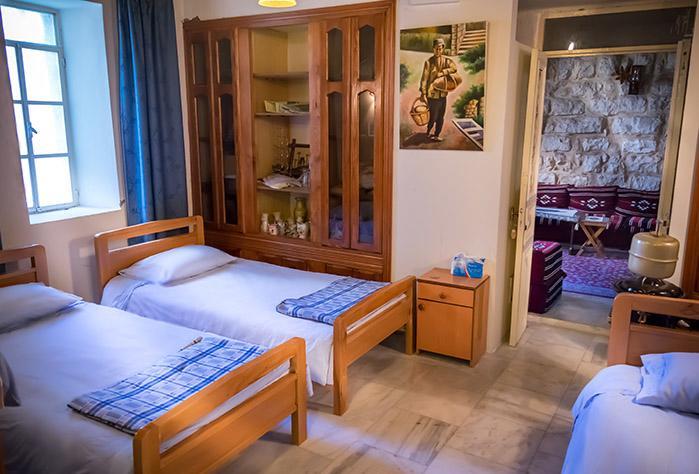 El Achkar Guesthouse Beit ed Dine Bagian luar foto